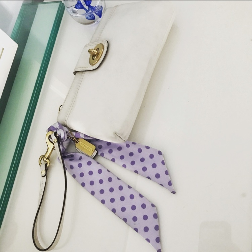 Large White Coach Gold Wristlet